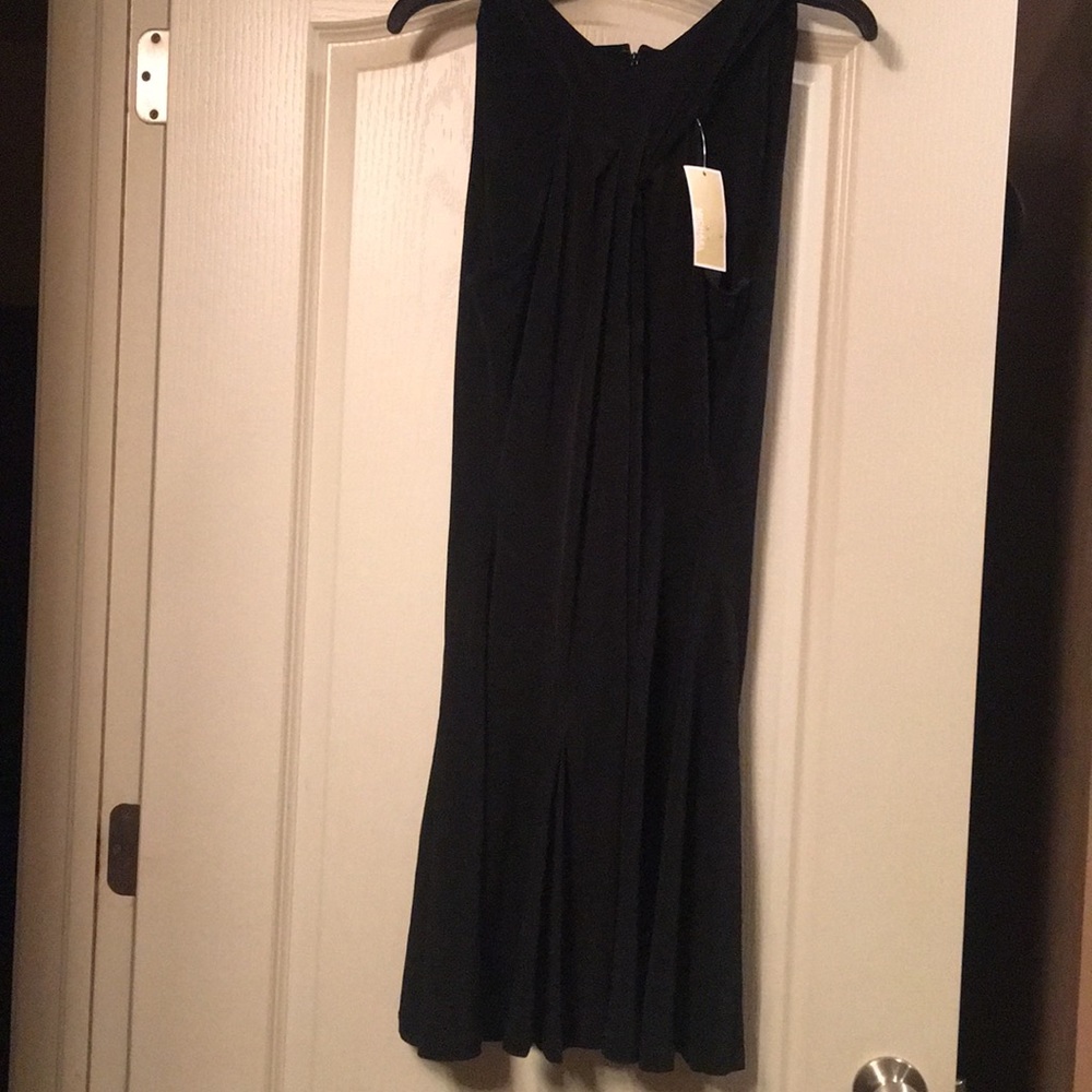 Michael Kors little black dress 👗.